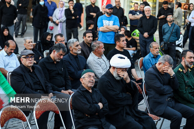 مراسم گرامیداشت شهدای استان مرکزی در جنگ تحمیلی ۱۲ روزه