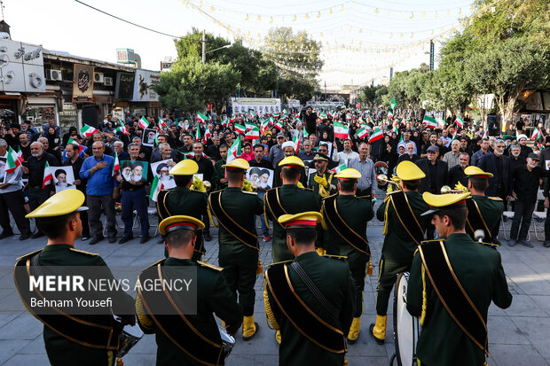 مراسم گرامیداشت شهدای استان مرکزی در جنگ تحمیلی ۱۲ روزه