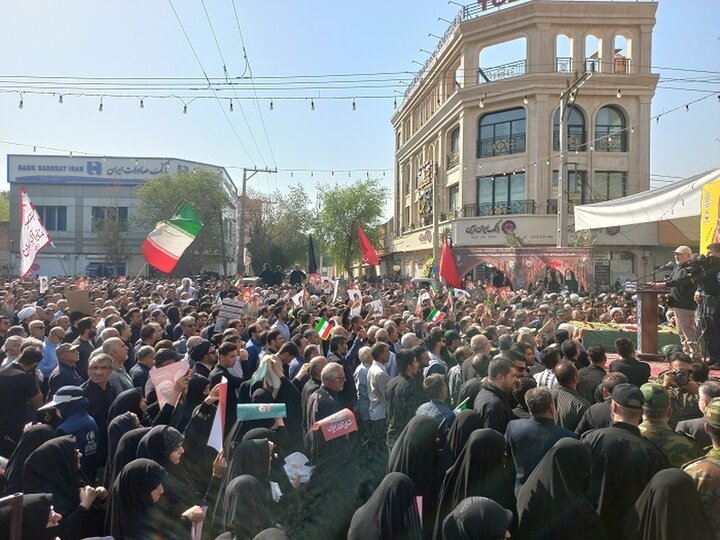 بالفيديو، مراسم تشييع الشهيد الفريق الركن "غلام علي رشيد" وابنه في دزفول