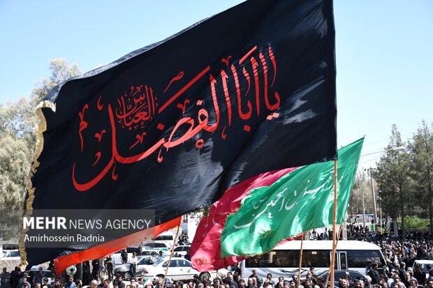 مراسم تشییع پیکر مطهر دو شهید مدافع وطن در بیرجند