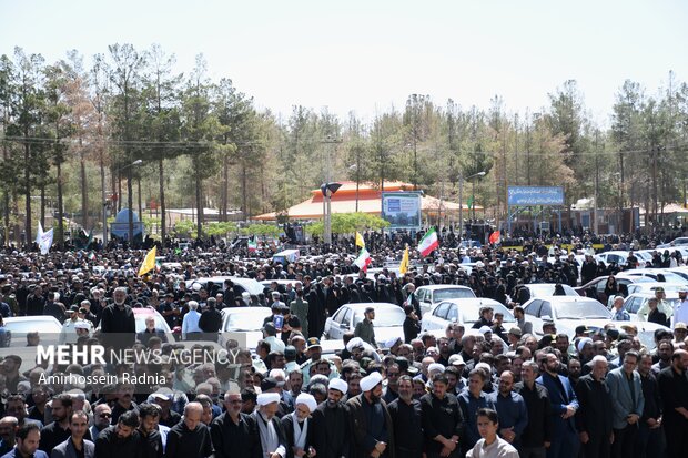 مراسم تشییع پیکر مطهر دو شهید مدافع وطن در بیرجند
