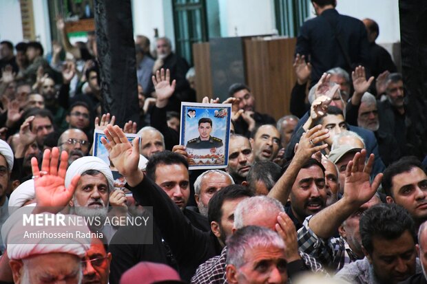 مراسم تشییع پیکر مطهر دو شهید مدافع وطن در بیرجند