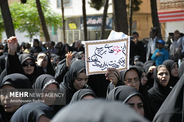 مراسم تشییع پیکر مطهر دو شهید مدافع وطن در بیرجند