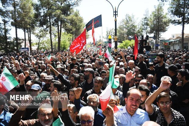 مراسم تشییع پیکر مطهر دو شهید مدافع وطن در بیرجند