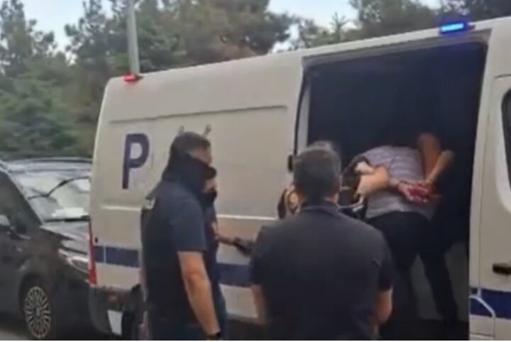 جمهوری آذربایجان ۲ روزنامهنگار روسیه را بازداشت کرد+ فیلم