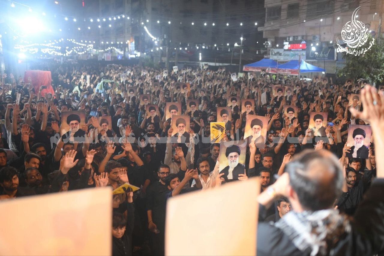 Pakistan halkı hep bir ağızdan ''Lebbeyk ya Hamanei'' dedi