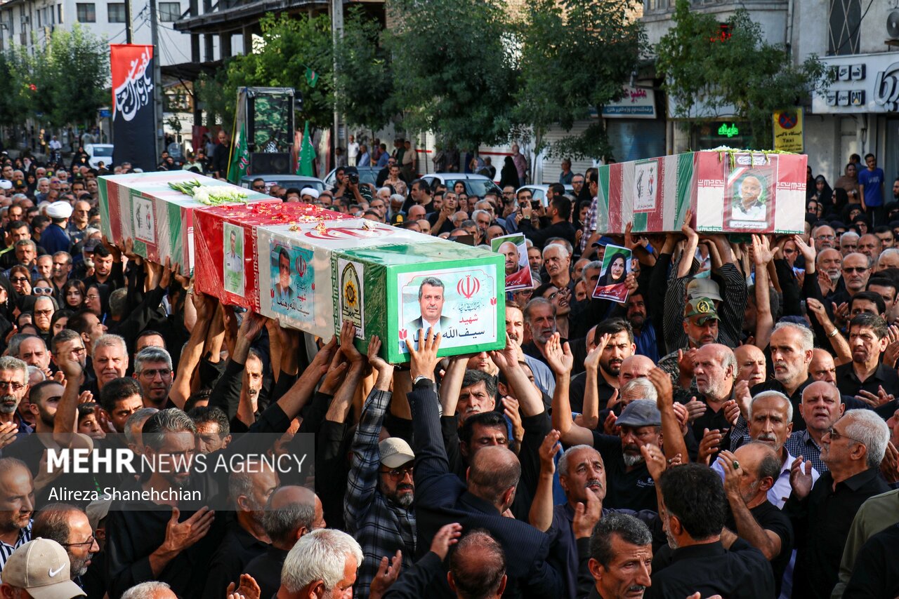 تشییع پیکر ۵ شهید تجاوز رژیم صهیونیستی در آستانه اشرفیه تشییع پیکر ۵ شهید تجاوز رژیم صهیونیستی در آستانه اشرفیه