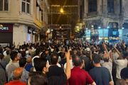 Türkiye'de Leman Dergisi'nin karikatürüne protesto