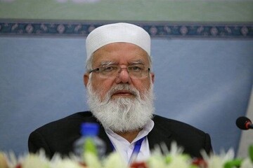 Pakistanis to harshly react to any act against Iran's Leader