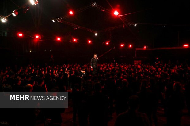 مراسم عزاداری شب پنجم ماه محرم در هیئت خادمین الرضا(ع) رشت