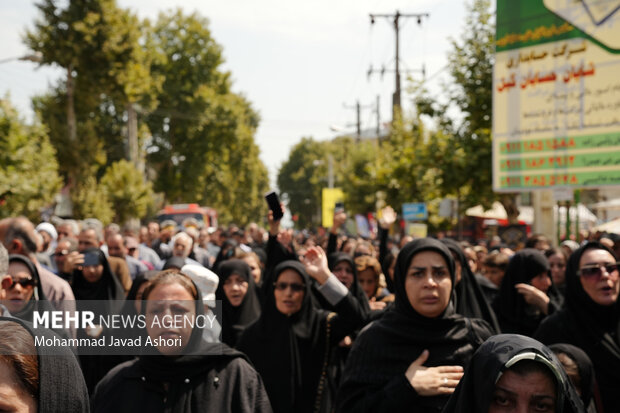 تشییع پیکر مطهر شهید سرباز محمد امین سلطانی رزداری در رضوانشهر