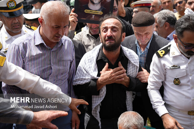 تشییع پیکر مطهر شهید سرباز محمد امین سلطانی رزداری در رضوانشهر