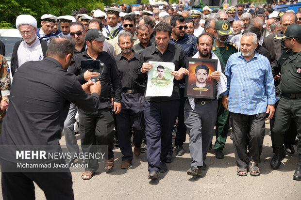 تشییع پیکر مطهر شهید سرباز محمد امین سلطانی رزداری در رضوانشهر