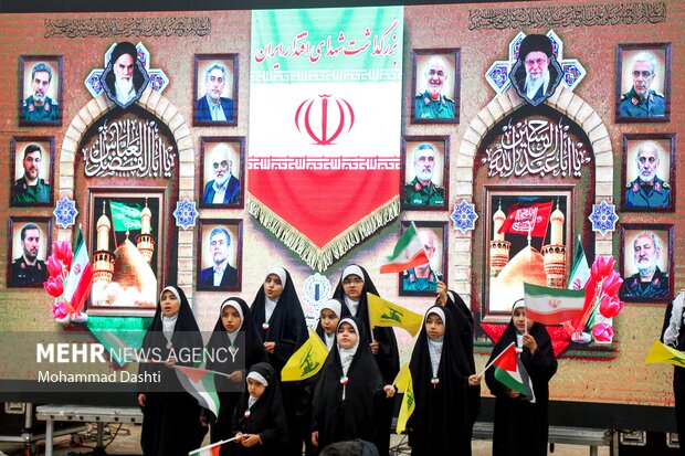 مراسم بزرگداشت شهدای اقتدار ایران در اردبیل