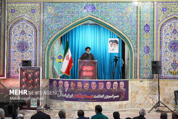 بزرگداشت شهدای اقتدار ایران در یاسوج