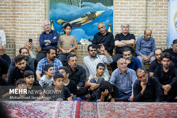 آیین تعزیه در منزل شهید عباس بابایی