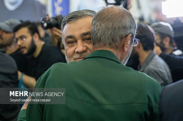 آئین بزرگداشت شهدای اقتدار ایران