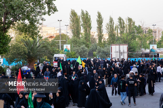 آئین بزرگداشت شهدای اقتدار ایران