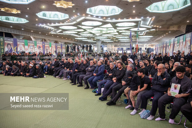 آئین بزرگداشت شهدای اقتدار ایران
