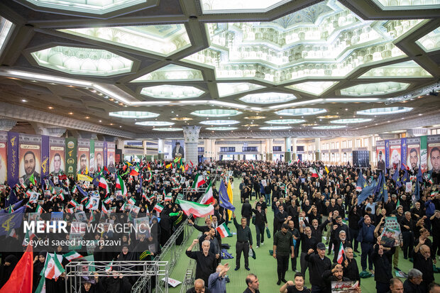 آئین بزرگداشت شهدای اقتدار ایران