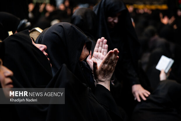 روضه‌خوانی سنتی در خانه زرگرباشی اصفهان1