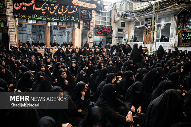 روضه‌خوانی سنتی در خانه زرگرباشی اصفهان6