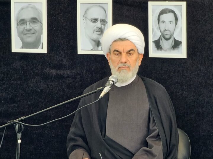 خون شهدای هستهای شتاب دهنده مسیر اقتدار ایران است