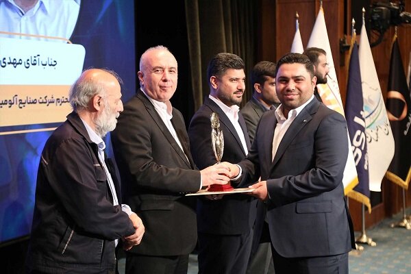 معرفی برند آلومینیوم پیشرو معرفی برند آلومینیوم پیشرو