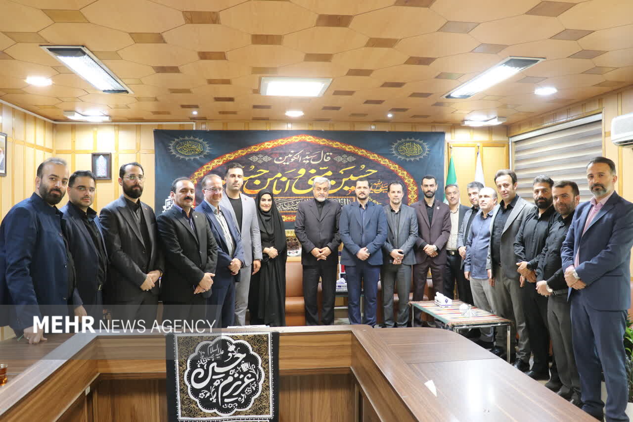 فرزندان شهدا با تأسی از مکتب عاشورا راه پدران خود را ادامه میدهند