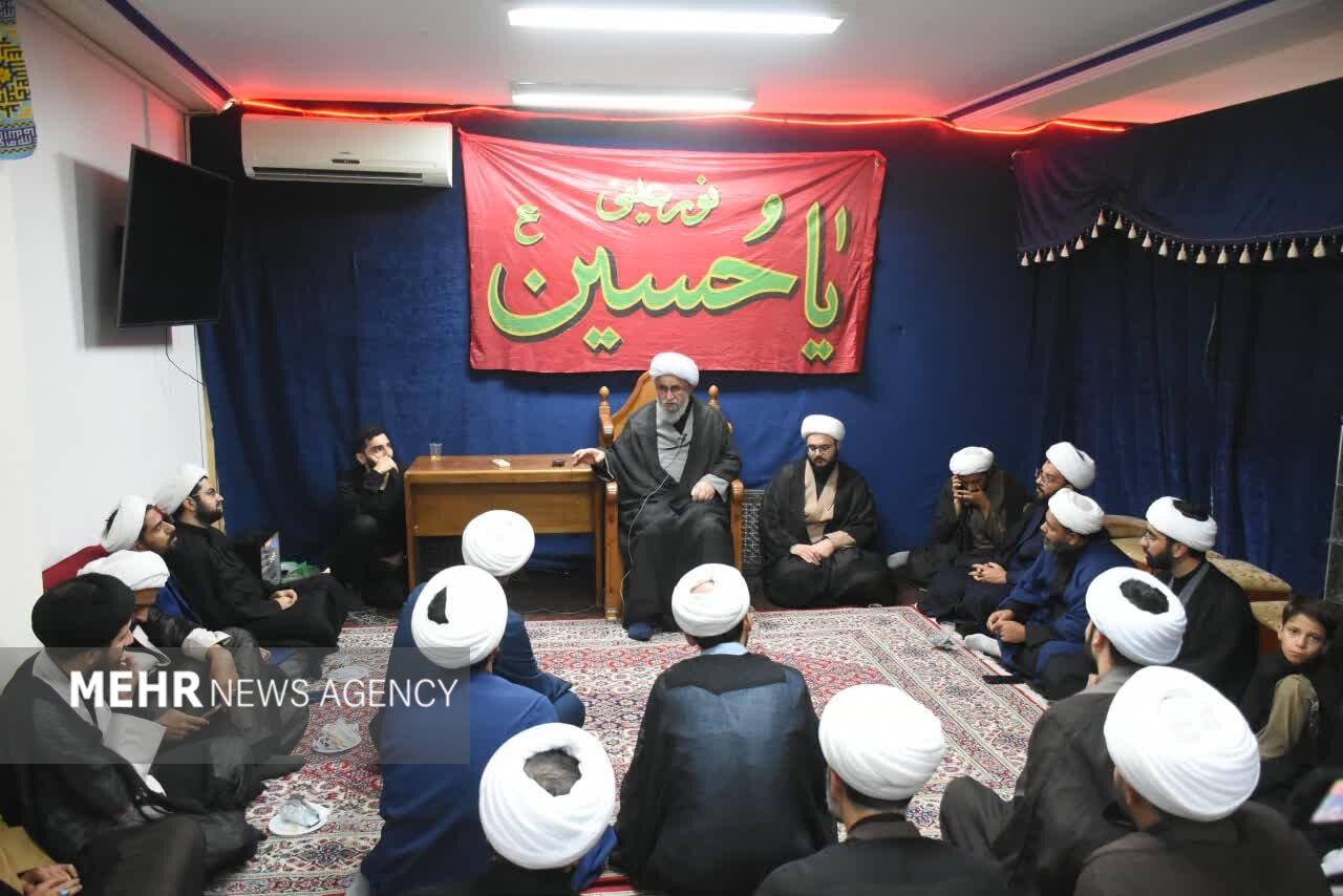 آیتالله رمضانی: تبلیغ دین وظیفهای سرنوشت ساز و مقدس است آیتالله رمضانی: تبلیغ دین وظیفهای سرنوشت ساز و مقدس است