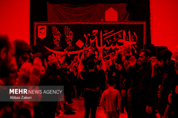 عزاداری دهه اول محرم در هیئت رزمندگان اسلام بندرعباس