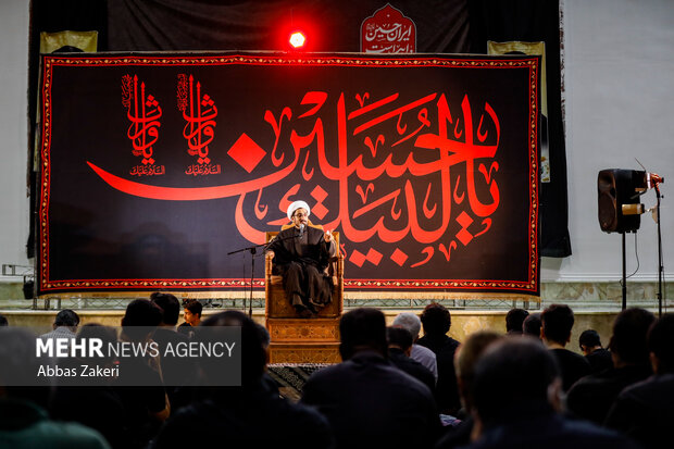عزاداری دهه اول محرم در هیئت رزمندگان اسلام بندرعباس