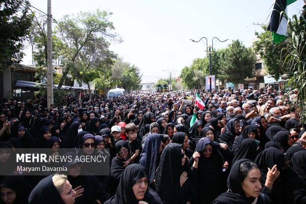 تشییع و تدفین پیکر مطهر شهید «ایمان وحیدی» در خراسان شمالی
