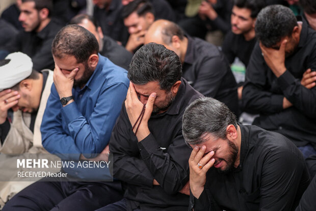 دومین شب مراسم عزاداری حضرت اباعبدالله (ع) در حسینیه امام خمینی (ره)