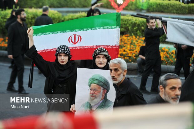 اجتماع بزرگ ضد صهیونیستی و سوگواری هیئت‌های مذهبی تبریز