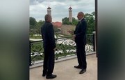 Aliyev Şuşa'yı Pezeşkiyan'a Azerice anlattı