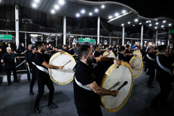 Tahran'da özel "Şah Hüseyin" töreni