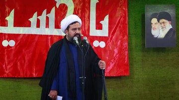 رسانه‌های دشمن در صدد وارونه‌سازی وقایع‌ هستند