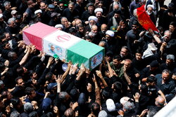 Mourners in Qom Pay Tribute to Iranian Martyred General