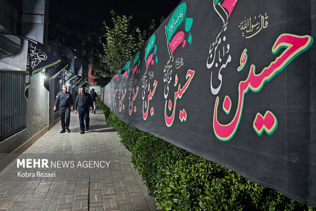 عزاداری شب هشتم محرم در مشهد