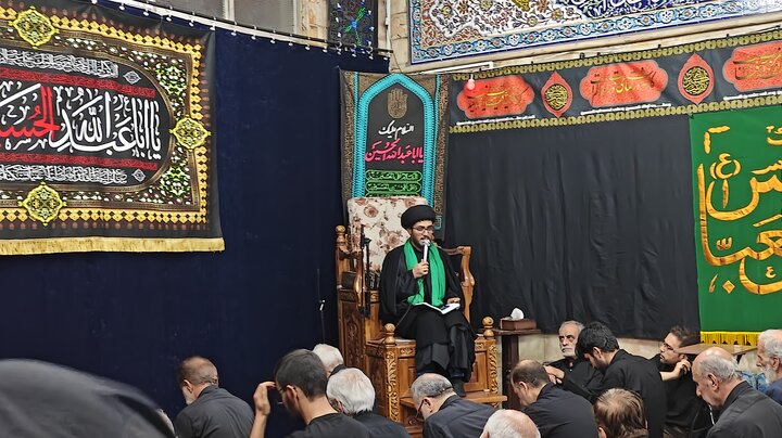 با تلفیق روضه و مسجد، انسان عطر بهشت می گیرد؛کودکان عاشق مسجد هستند