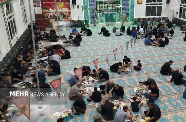 آیین سنتی مجمع‌ بران در شیرجوپشت؛ تداوم ارادت دیرینه به امام حسین(ع)