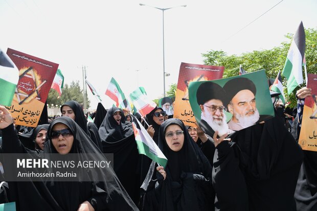 راهپیمایی جمعه های خشم و نصر در بیرجند