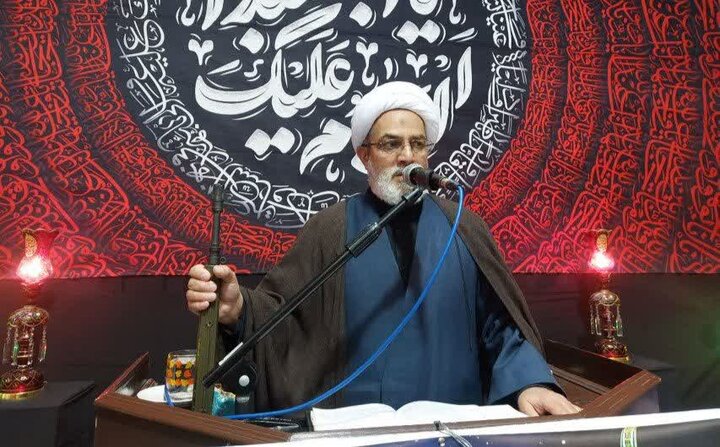 وحدت امت اسلامی خنثی کننده توطئه استکباری دشمنان است