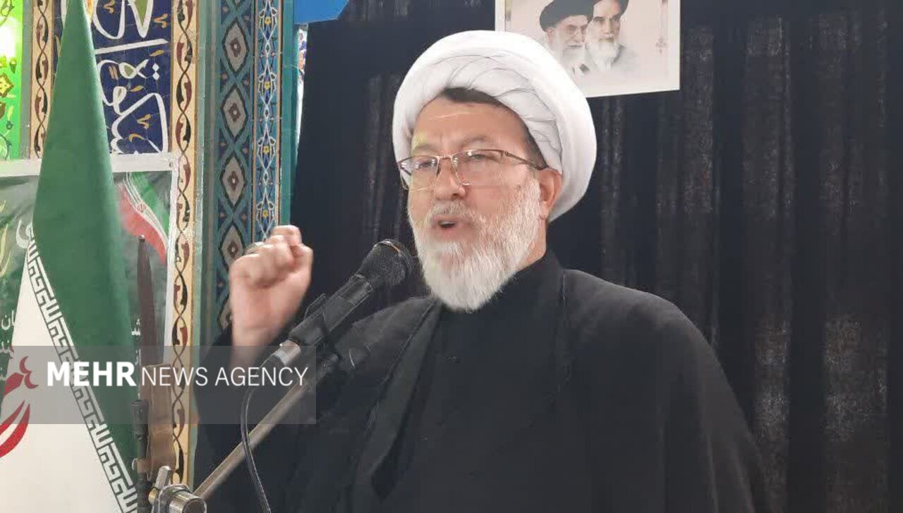 شهدای اقتدار نماد عزت و مقاومت ملت ایران هستند