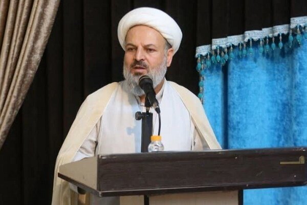 امروز باید با عمل به غدیر و ولایت دشمنان را ناامید کنیم امروز باید با عمل به غدیر و ولایت دشمنان را ناامید کنیم