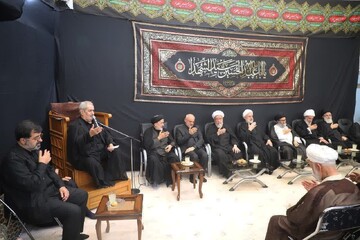 رئیس دفتر رئیس‌جمهور در مراسم تاسوعای بیوت مراجع تقلید قم حضور یافت