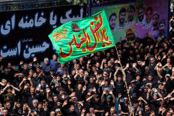  تو را مشکِ سوراخ از پا درآورد؛ وگرنه حریفت نمی‌شد سپاهی