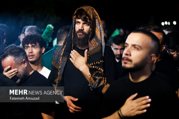 مراسم عزاداری محرم در هیئت ریحانه الحسین (س)