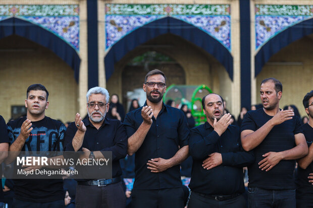 اجتماع بزرگ عزاداران حسینی مهریز
